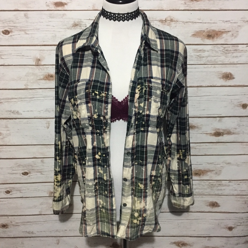 🛑SOLD🛑Vanilla Star Bleached Ombré Flannel